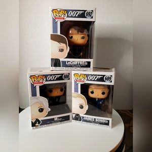 007 Casino Royale... M, James Bond, LeChiffre... Great set. FUNKO
